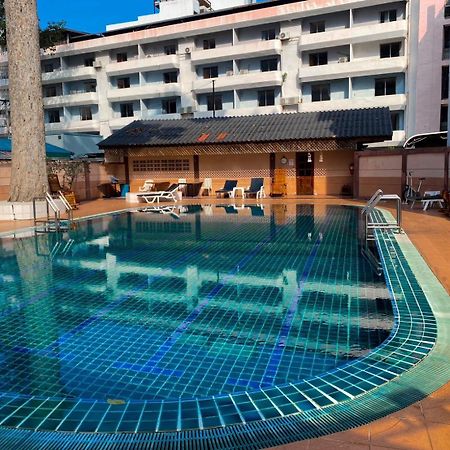 Hotel Pattaya Beach Ngoại thất bức ảnh