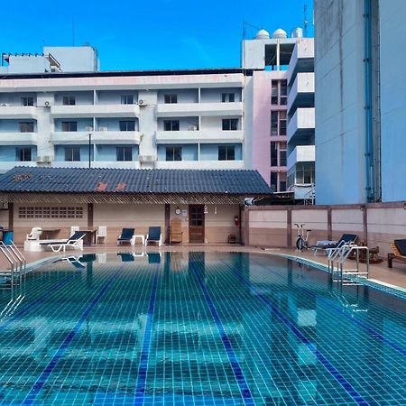 Hotel Pattaya Beach Ngoại thất bức ảnh
