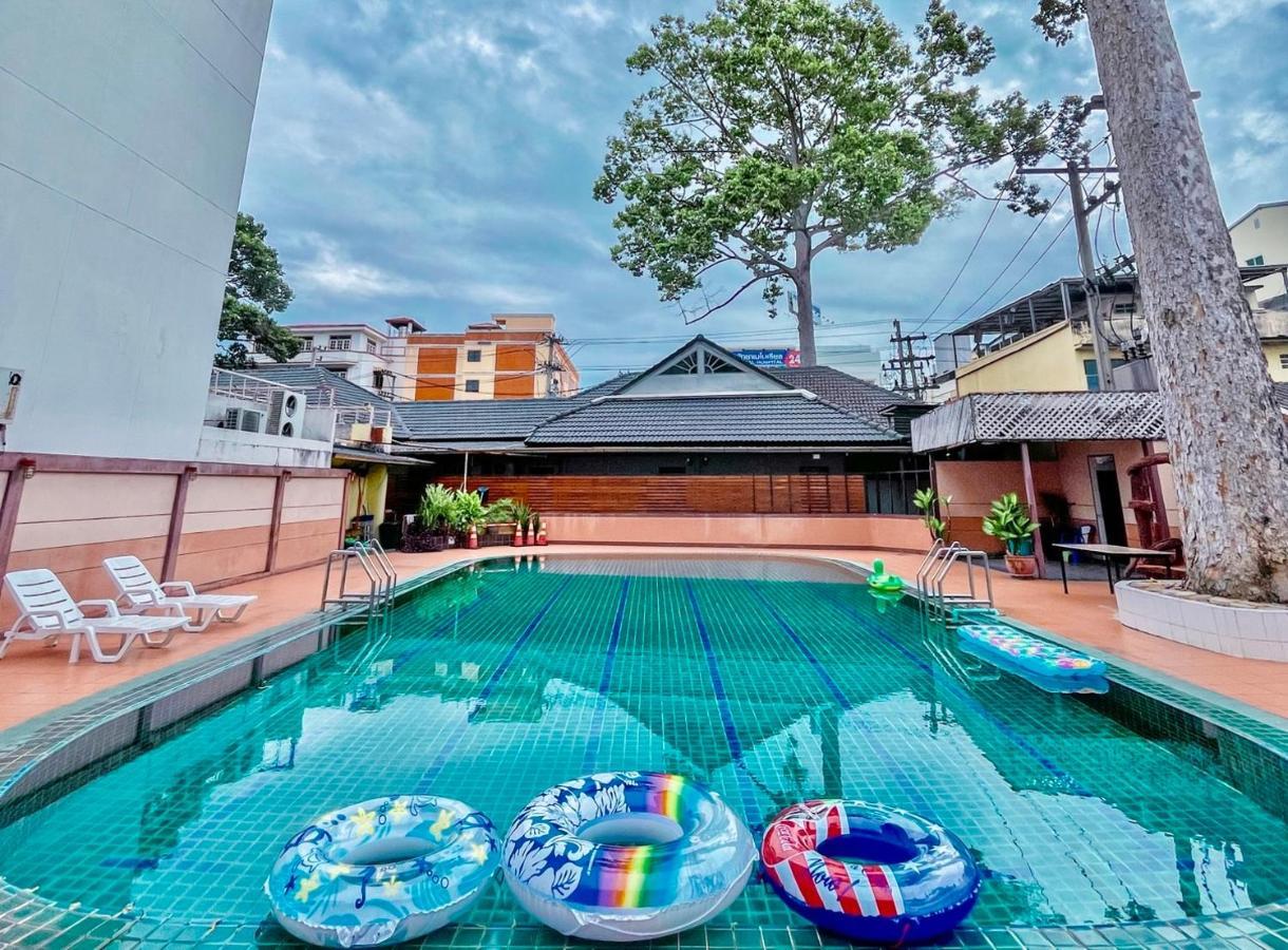 Hotel Pattaya Beach Ngoại thất bức ảnh